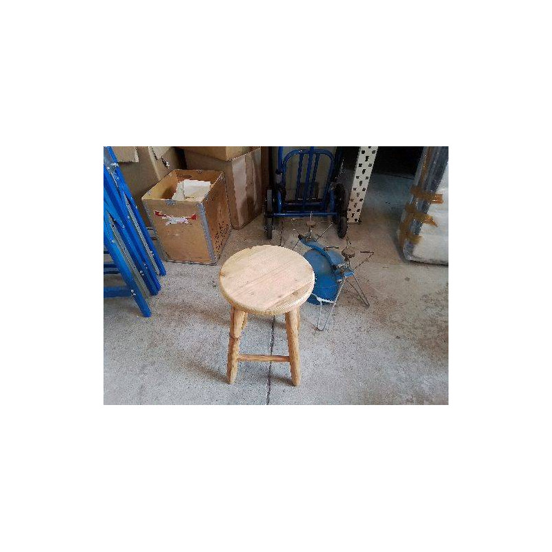 TABOURET EN PIN 