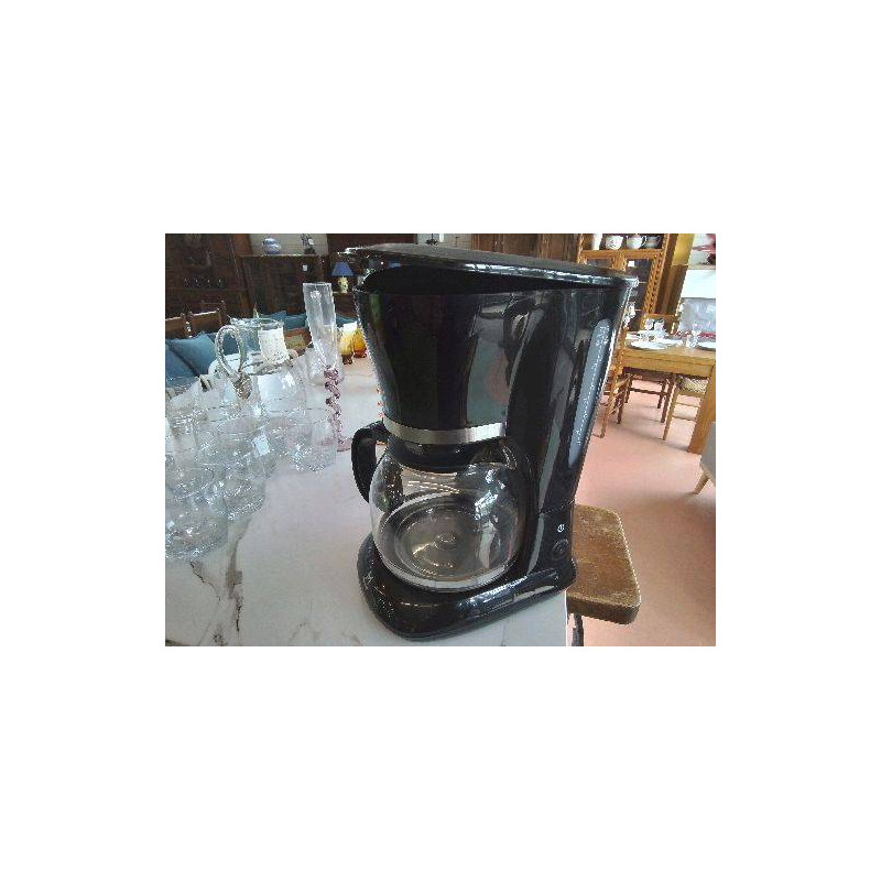 CAFETIÈRE 