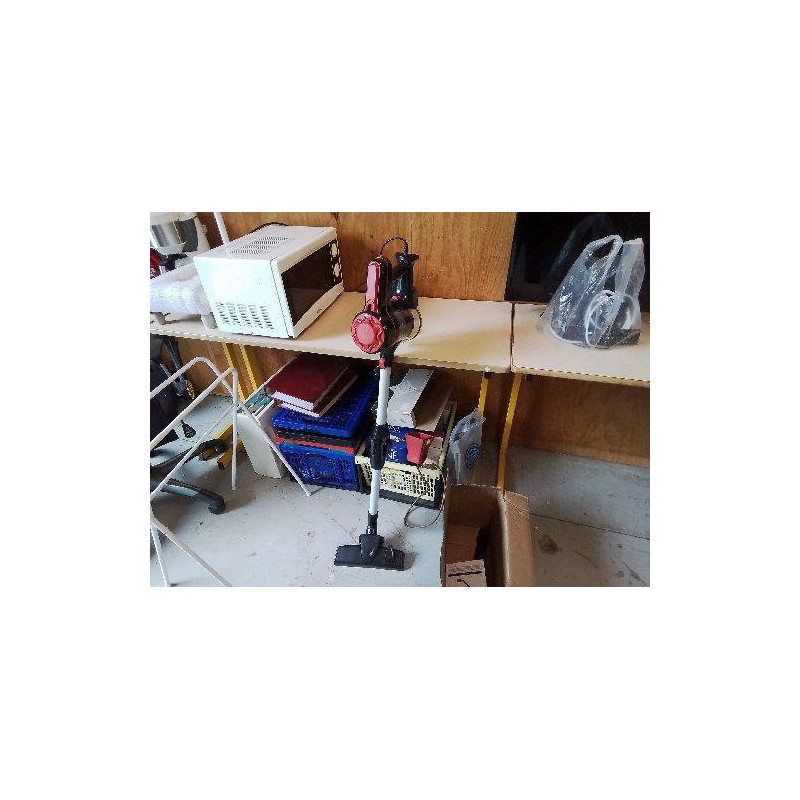 ASPIRATEUR BALAIE CYCLONIA 