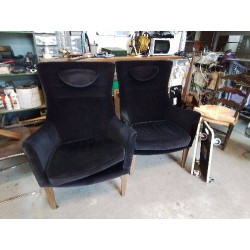 FAUTEUIL NOIR IKEA