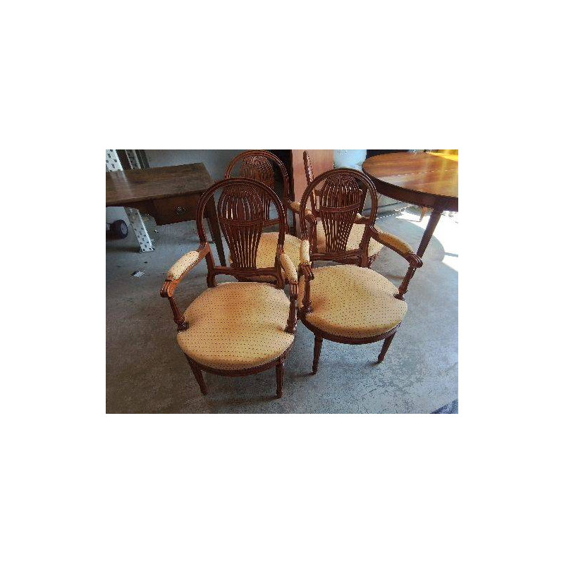 FAUTEUIL STYLE LOUIS XVI MODELE MONGOLFIERE 