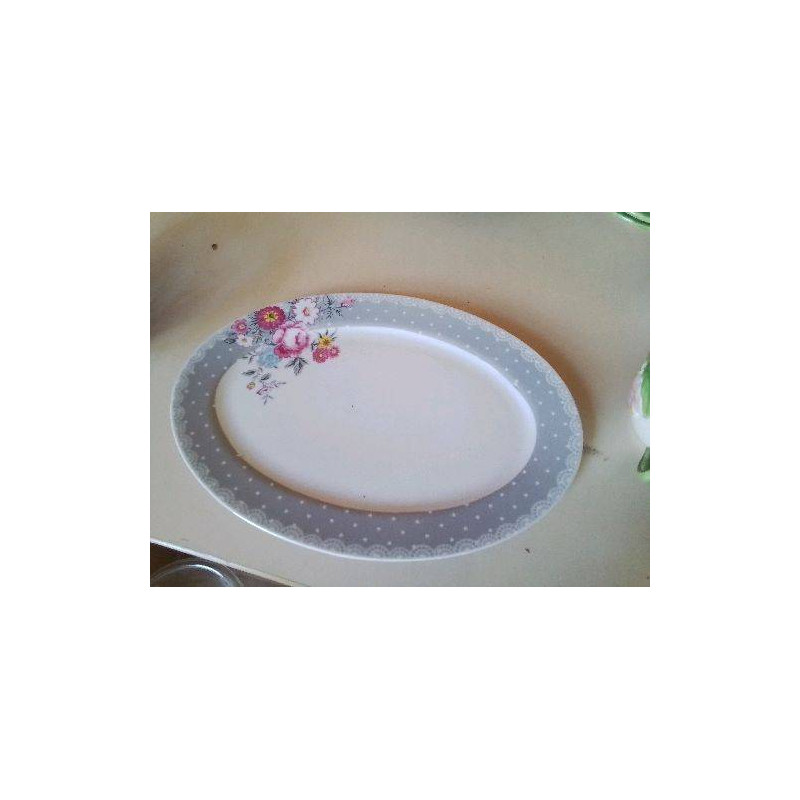 PLATEAU GRIS EN PORCELAINE 