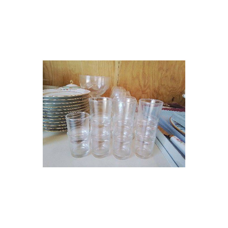 LOT DE 8 VERRE À SHOT 