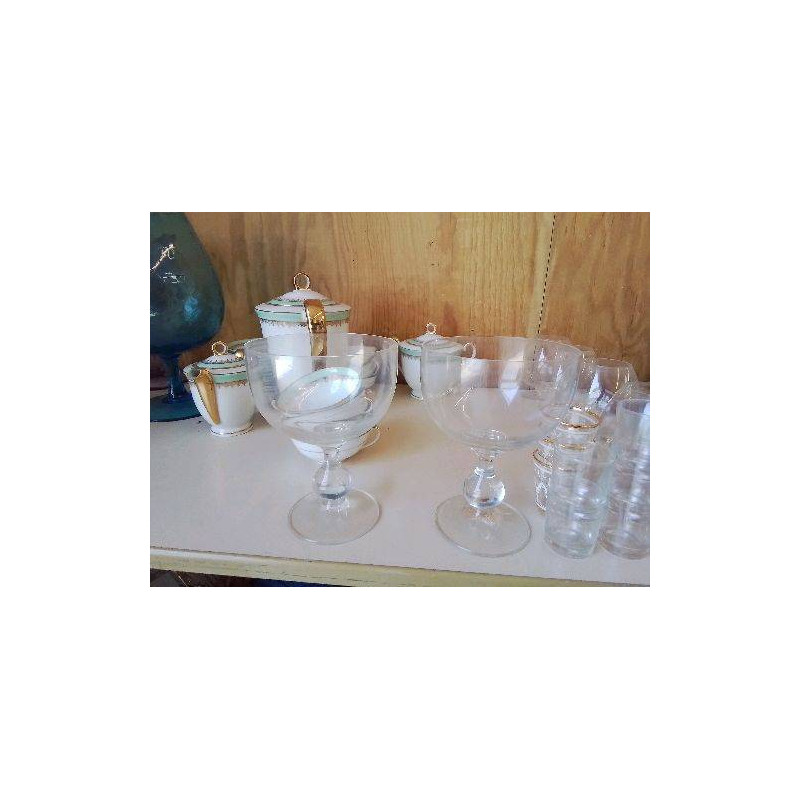 GRAND VERRE À PIED 
