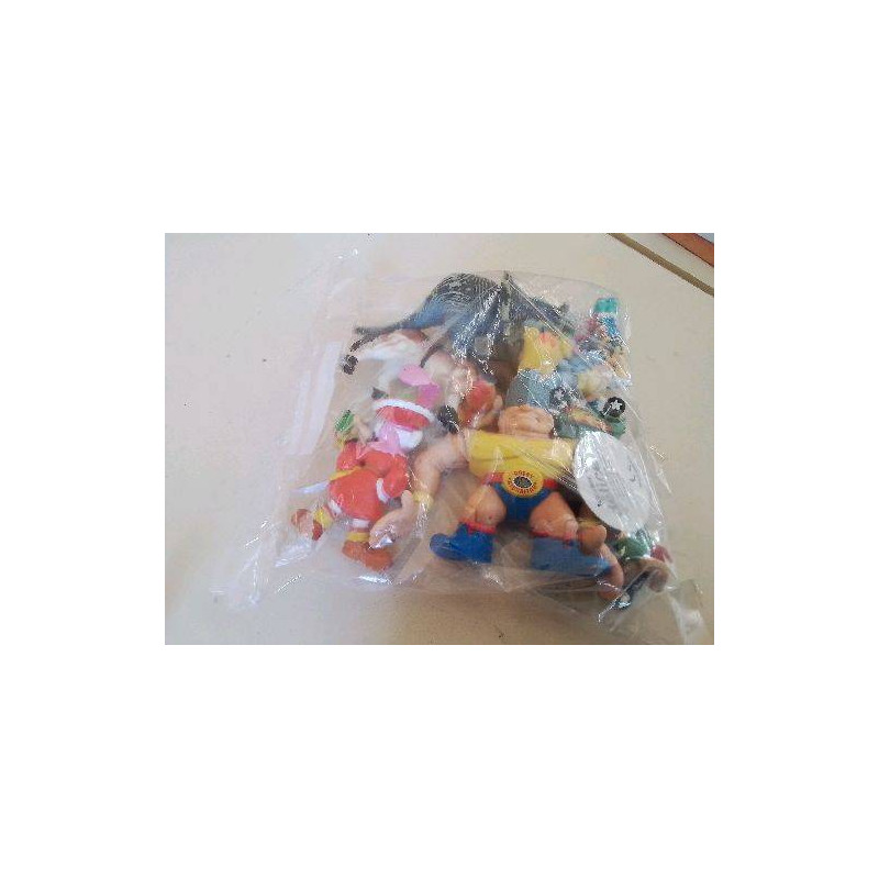 ENSEMBLE DE FIGURINE