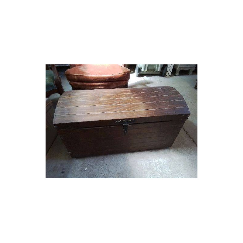 MALLE EN BOIS