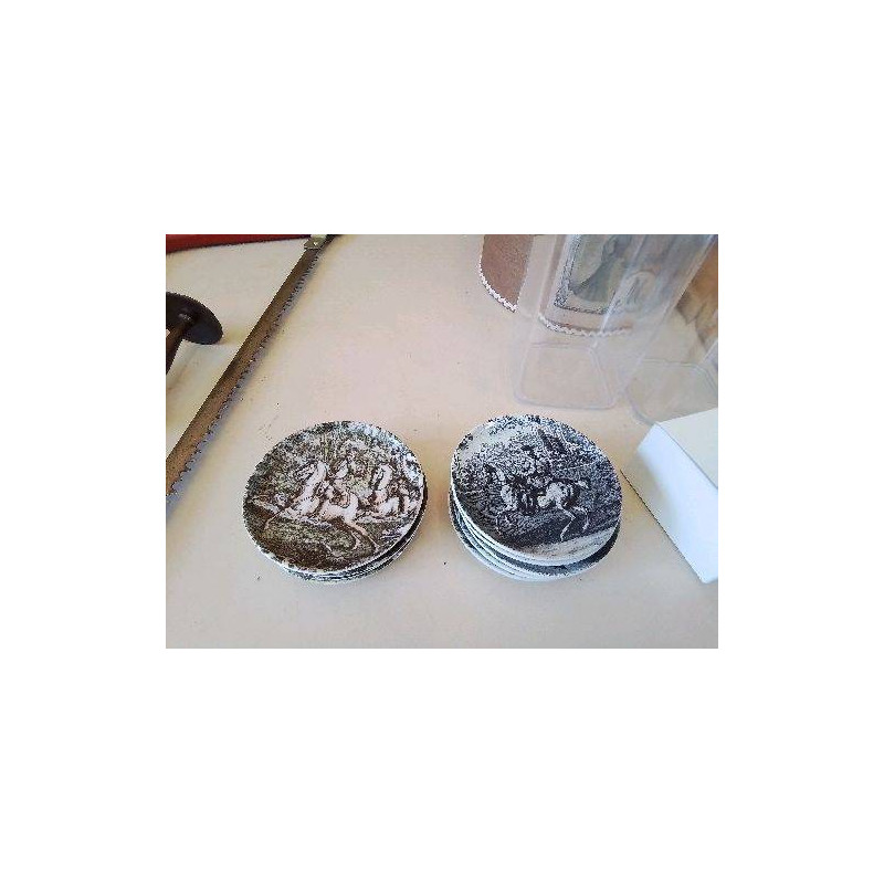LOT PETITES ASSIETTES