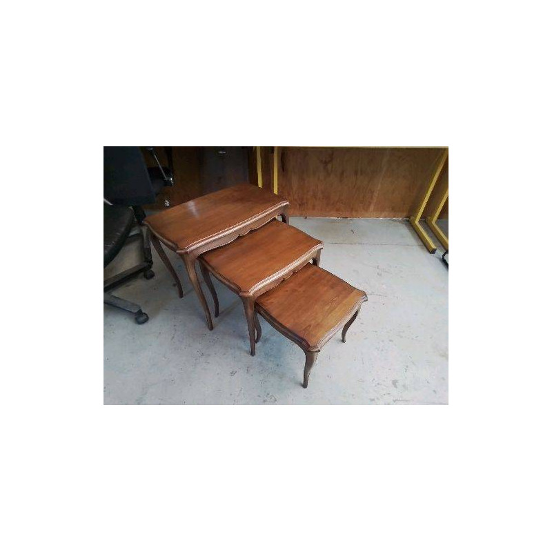 TABLE GIGOGNE 