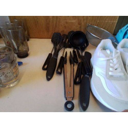 USTENSILE DE CUISINE NOIRE 
