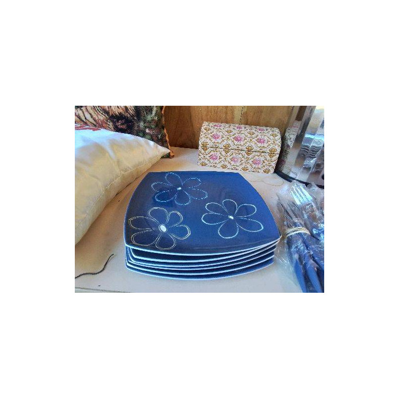 LOT DE 6 ASSIETTES BLEU MOTIF FLORAL 