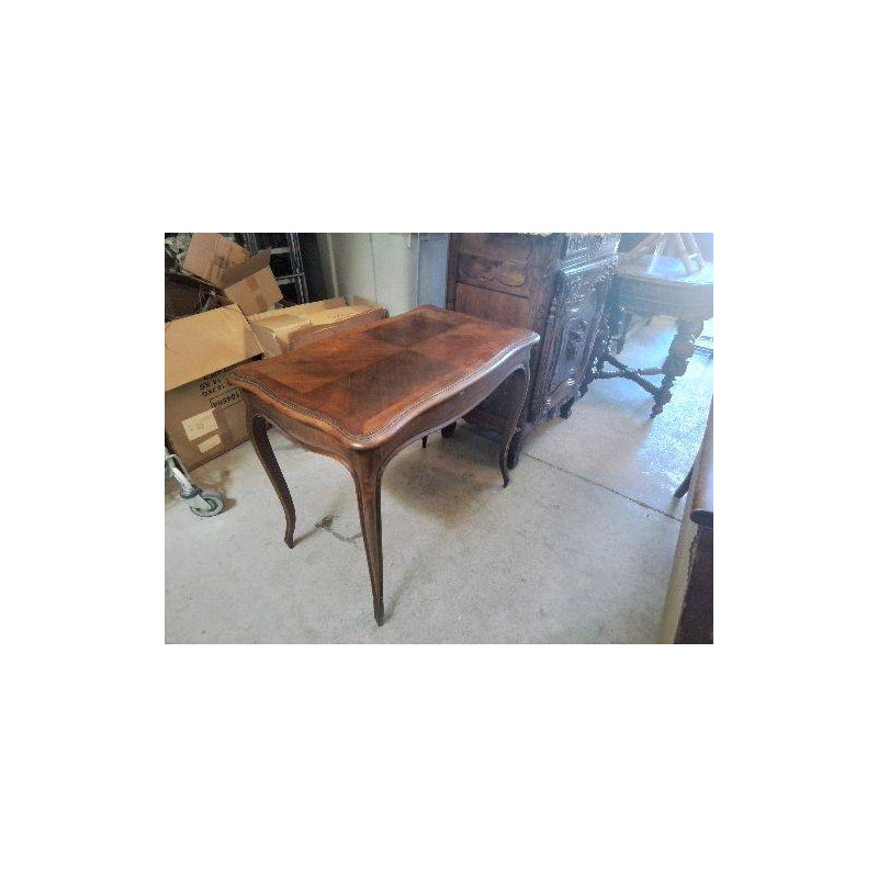 PETITE TABLE 