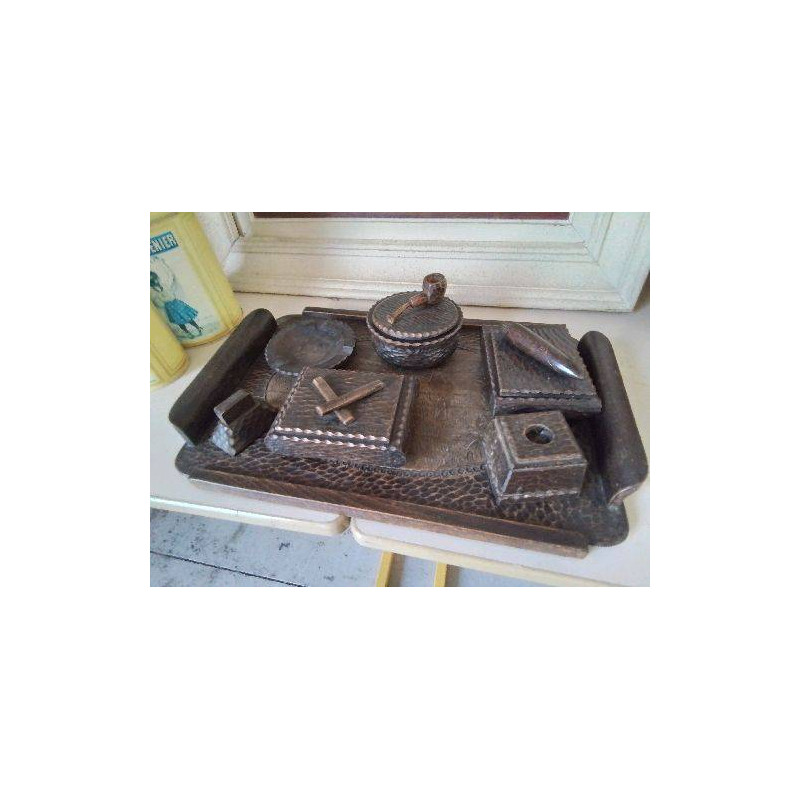 NÉCESSAIRE DE BUREAU 