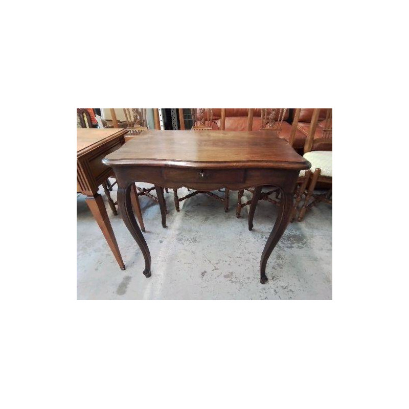 PETITE TABLE D’APPOINT 