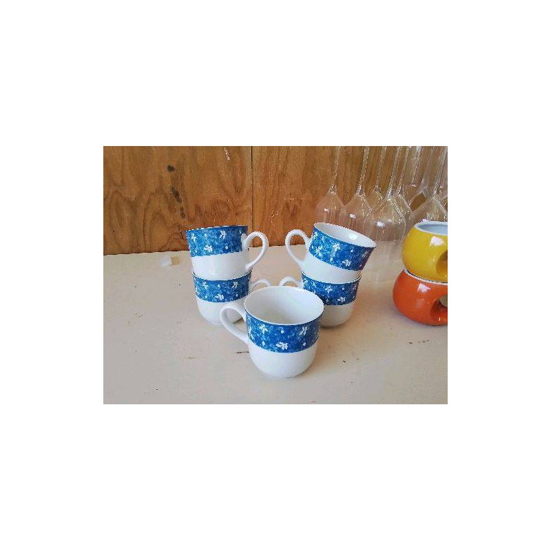 LOT DE 5 TASSES À CAFÉ BLEU EN PORCELAINE 