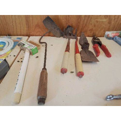 OUTILS DE BRICOLAGE