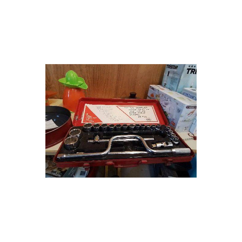 OUTILS SCARLET 