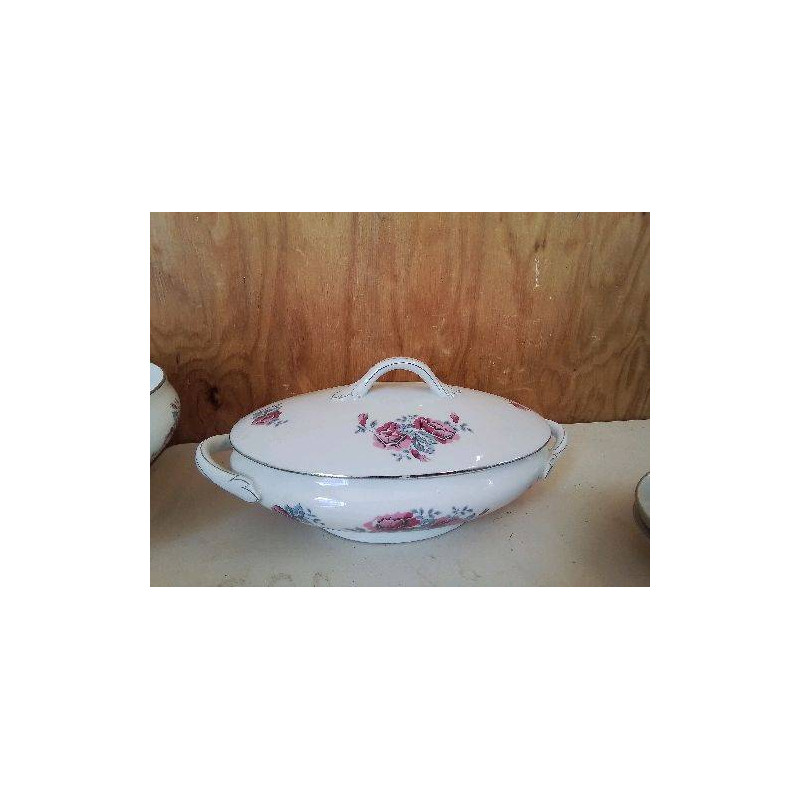 SOUPIÈRE PORCELAINE MOTIF ROSE 