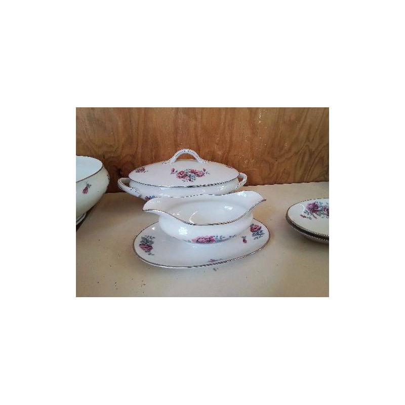 SAUCIÈRE PORCELAINE MOTIF ROSE 