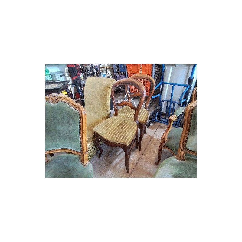 CHAISE 