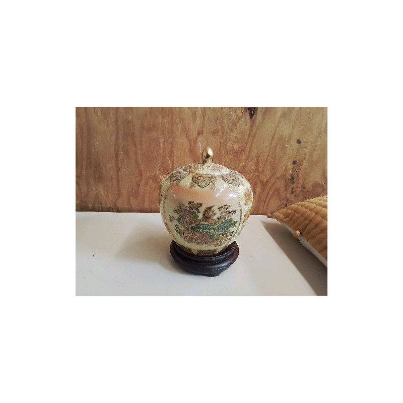 VASE ASIATIQUE 