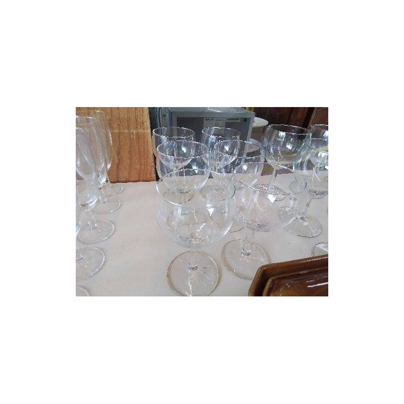 LOT DE 6 VERRES BALLON