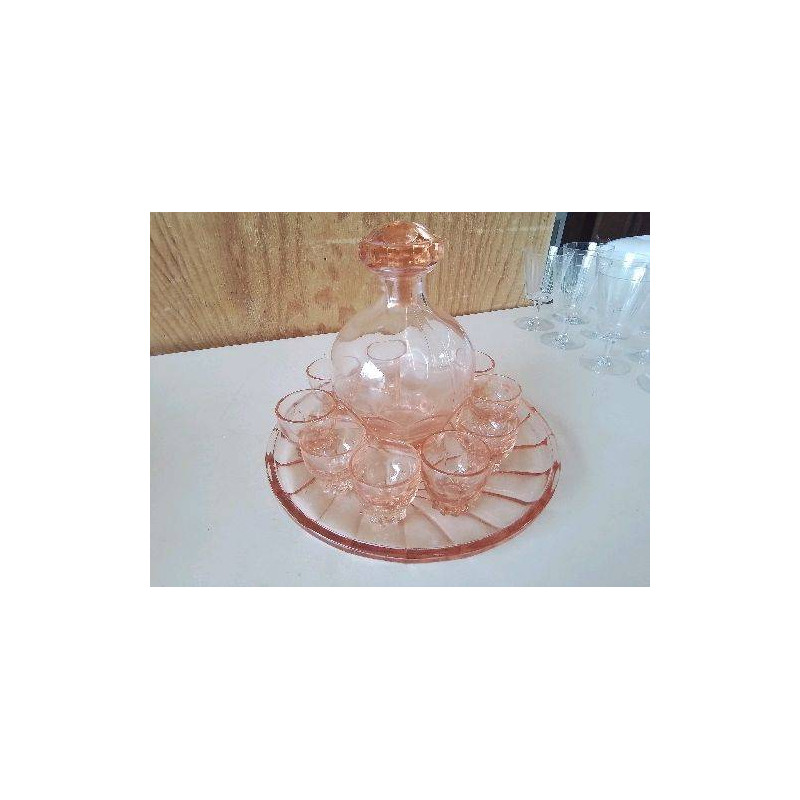 SERVICE A LIQUEUR 