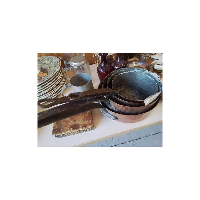 ENSEMBLE DE 4 CASSEROLES EN CUIVRE