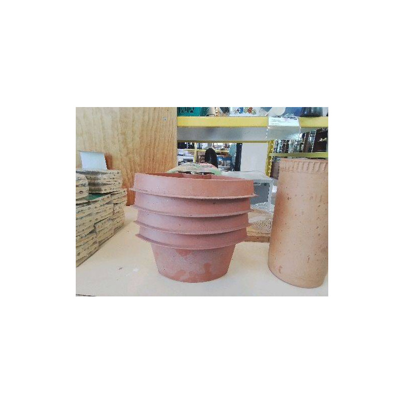 LOT DE 4 POTS DE JARDIN 