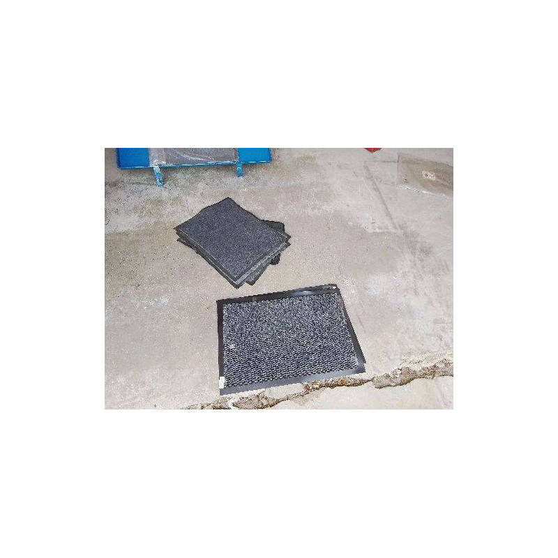 TAPIS DE BOUE