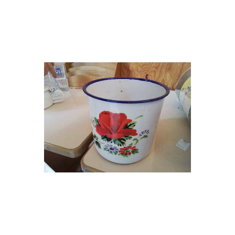 TASSE EN TOLE ÉMAILLÉE 