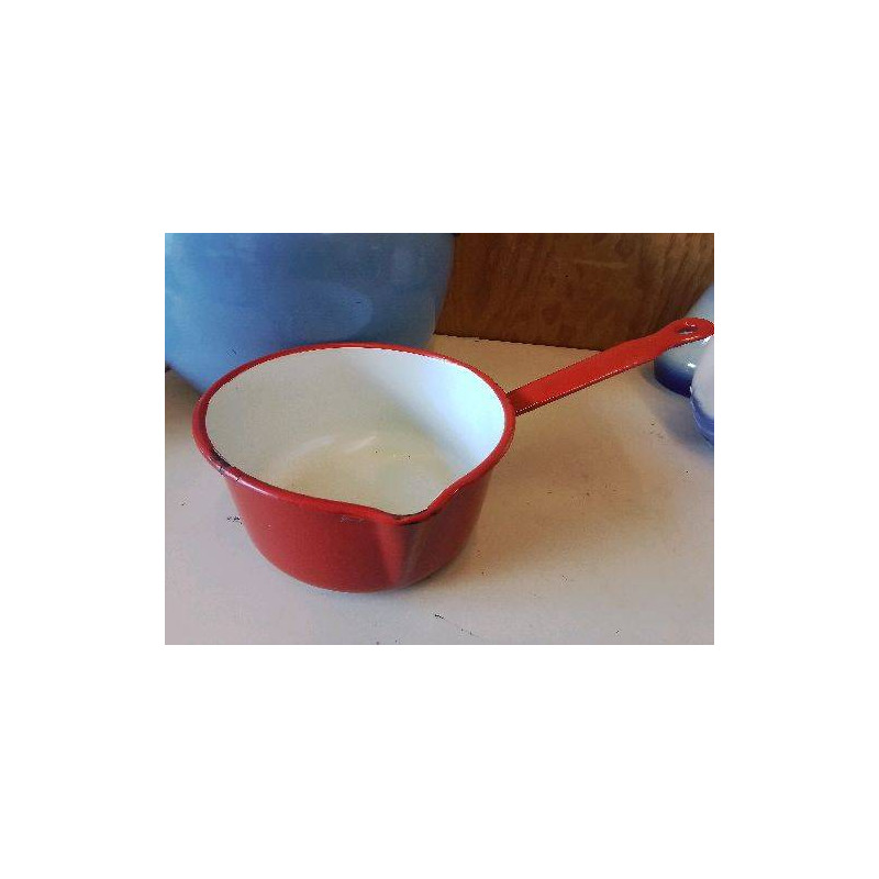 CASSEROLE EN TOLE ÉMAILLÉE 