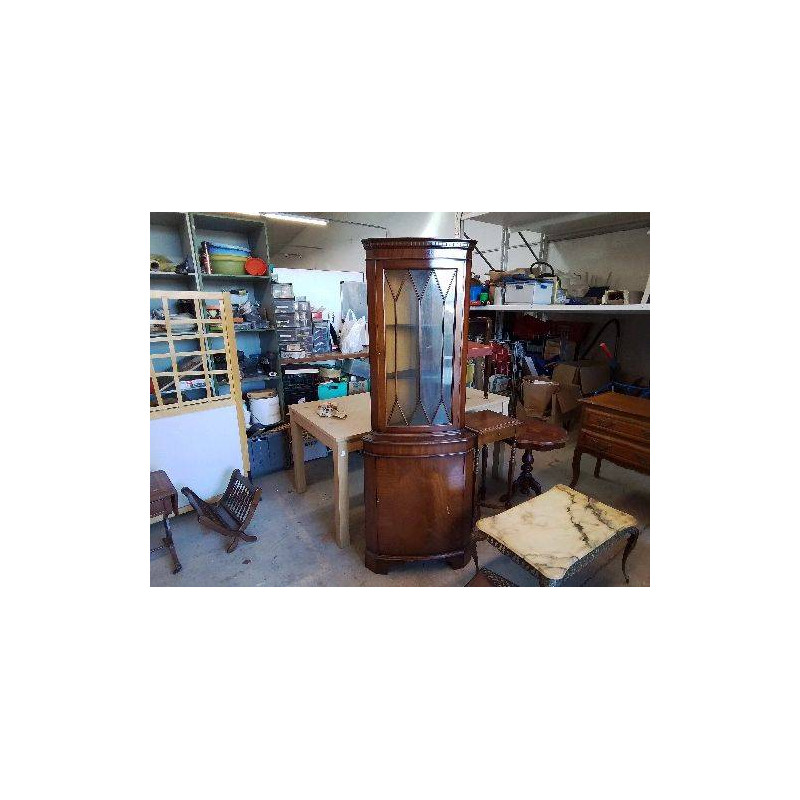 PETITE VITRINE D’ENCOIGNURE ACAJOU DE STYLE ANGLAIS