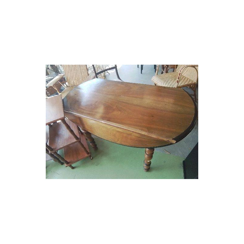 TABLE A RABAT EN NOYER