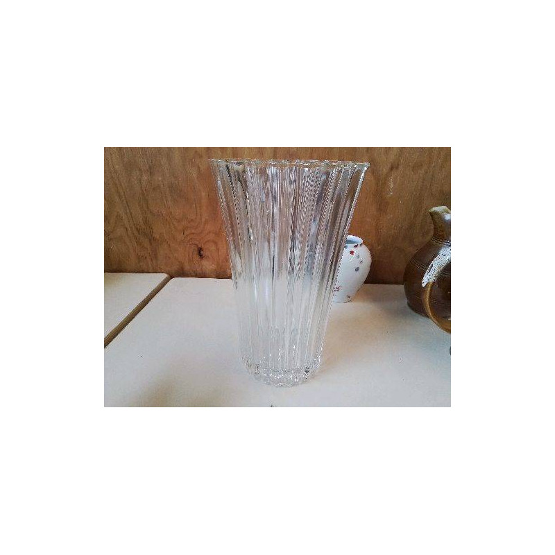 VASE EN VERRE