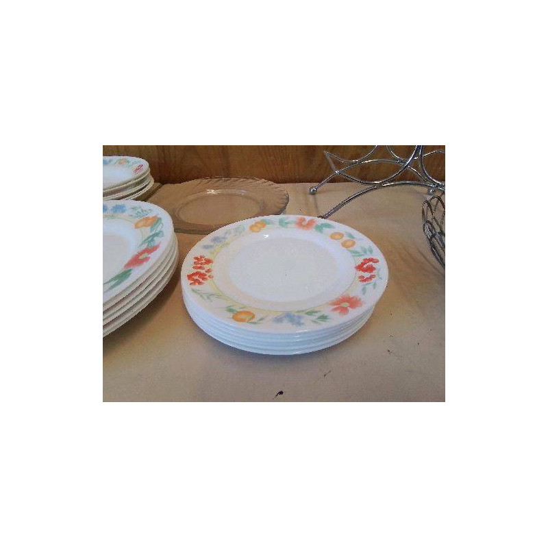 LOT 6 ASSIETTES A DESSERT