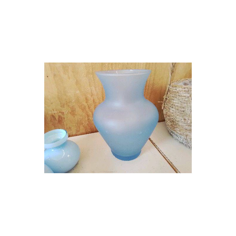 VASE BLEU