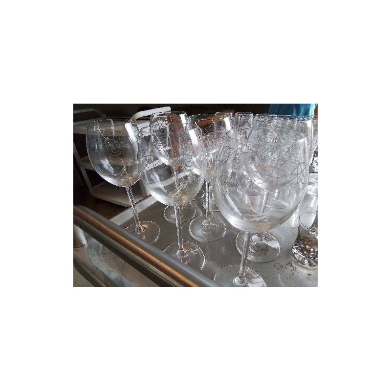 LOT DE 7 VERRES A EAU 