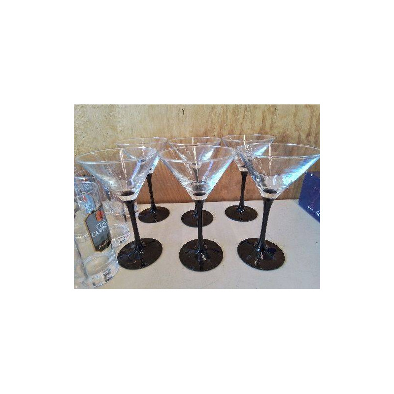 LOT DE 6 VERRES A COCKTAIL 