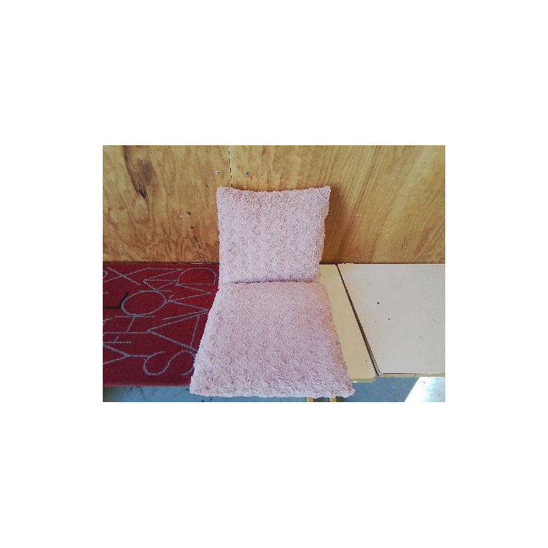 COUSSIN ROSE 
