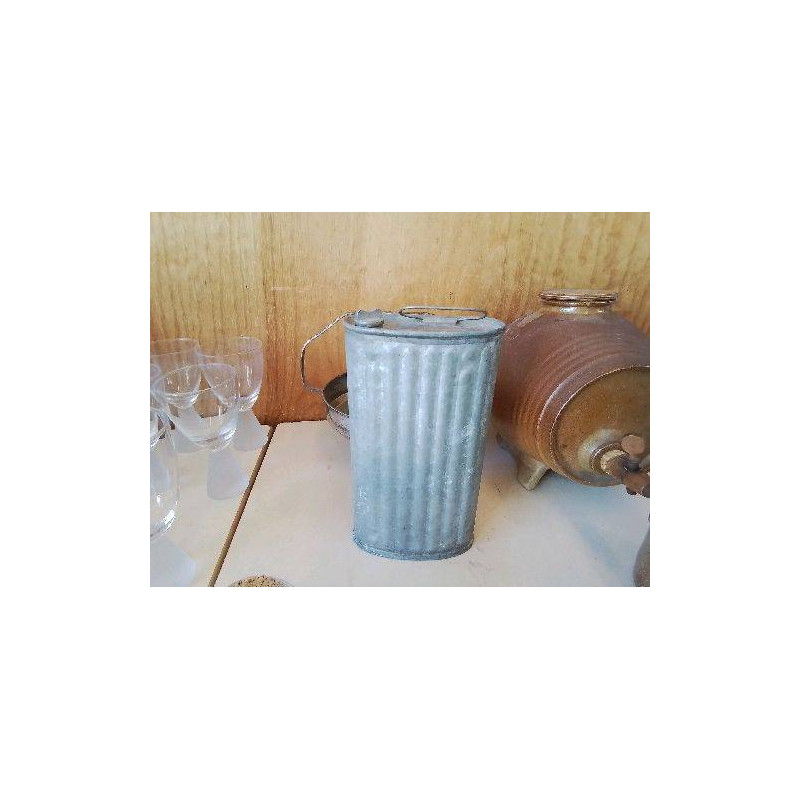 VIEILLE BOUILLOTE EN ZINC