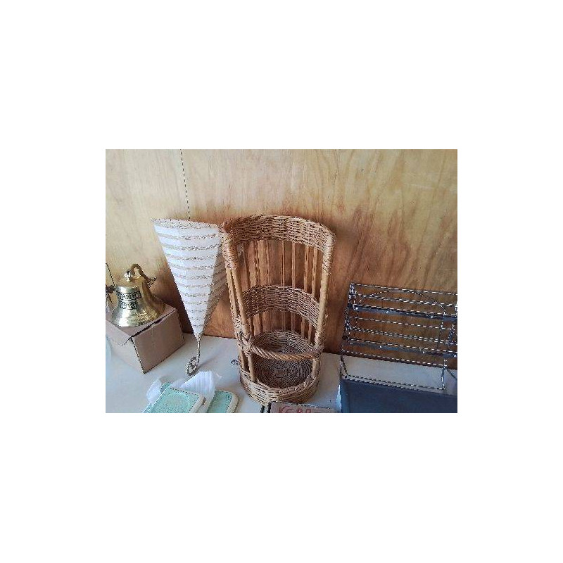 PANIERE À PAIN EN ROTIN 