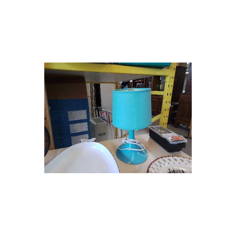 PETITE LAMPE A POSER