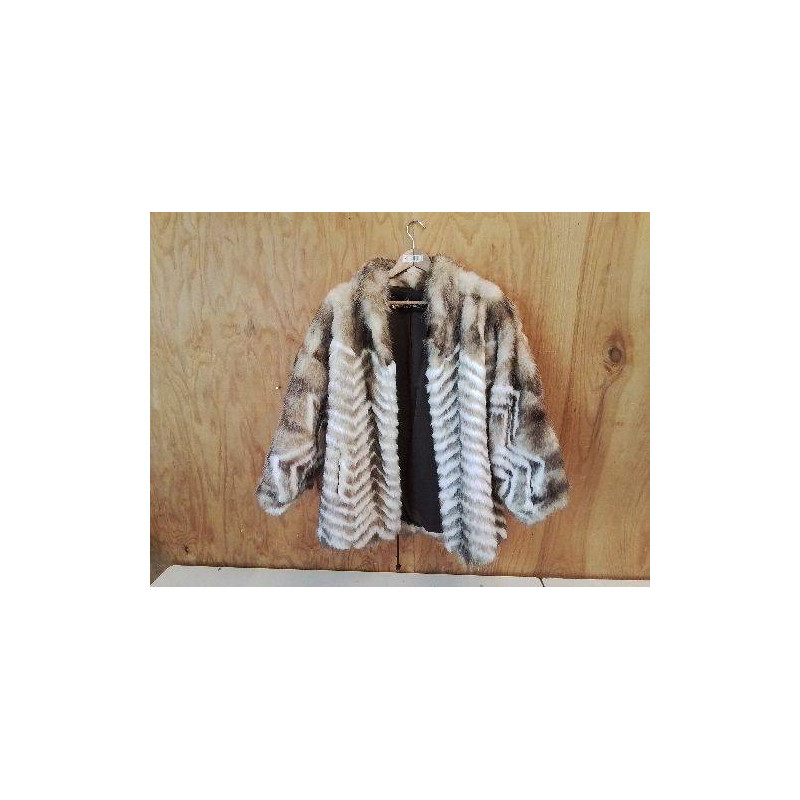 BELLE FOURRURE A CHEVRONS MARCEL BASTIDE