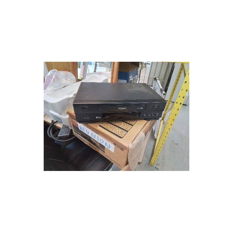 LECTEUR VHS TOSHIBA 