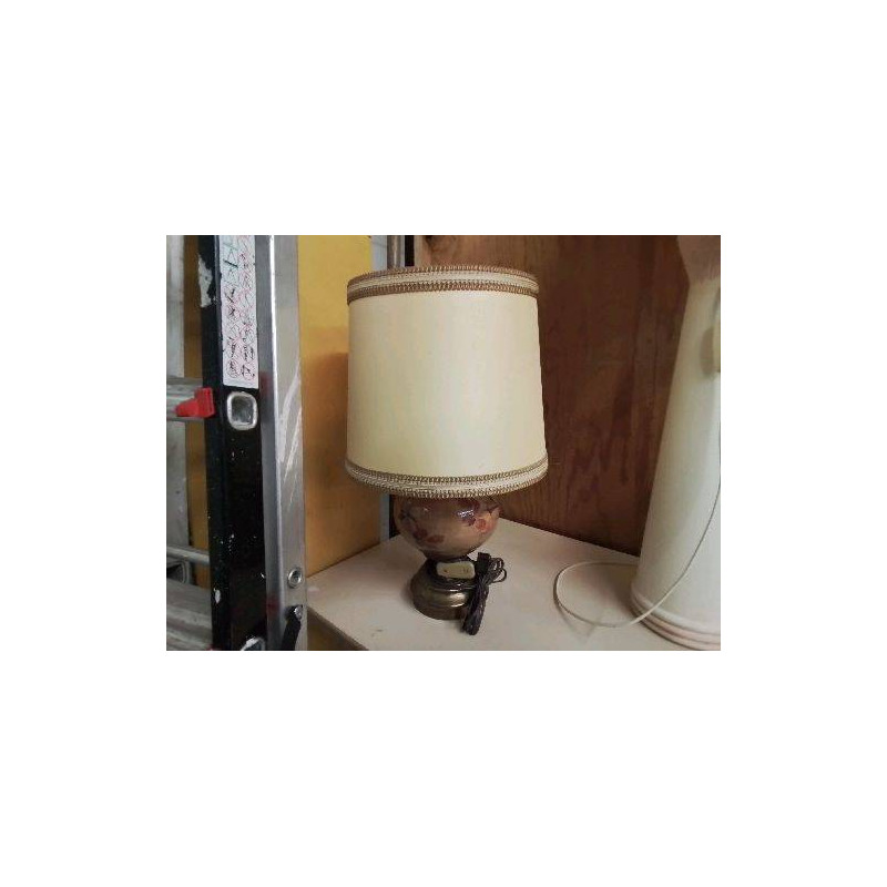 LAMPE MOTIF FLORAL 