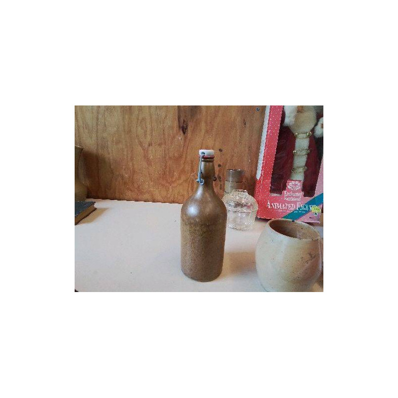 BOUTEILLE EN GRÈS 
