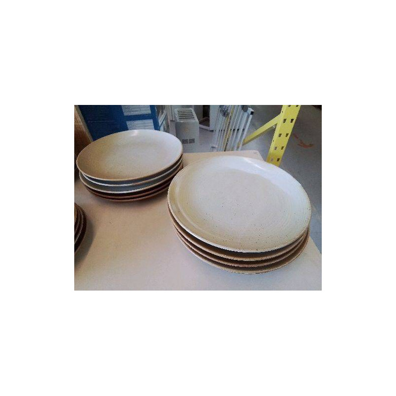 LOT 5 GRANDES ASSIETTES GRES VILLAGE