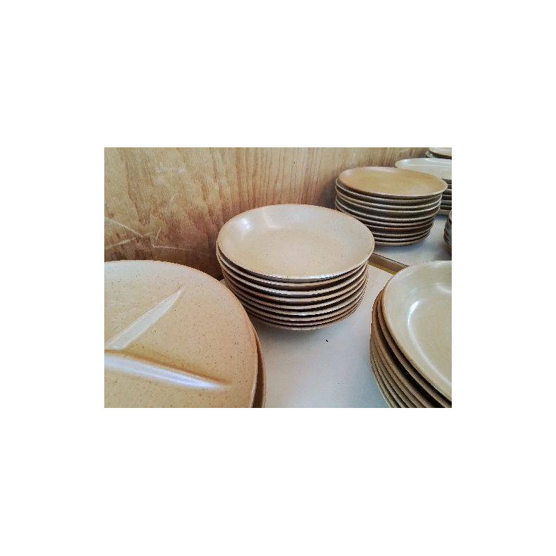 LOT 9 ASSIETTES CREUSES 