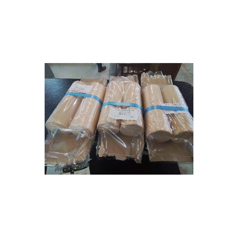 LOT DE 2 PIEDS DE LIT