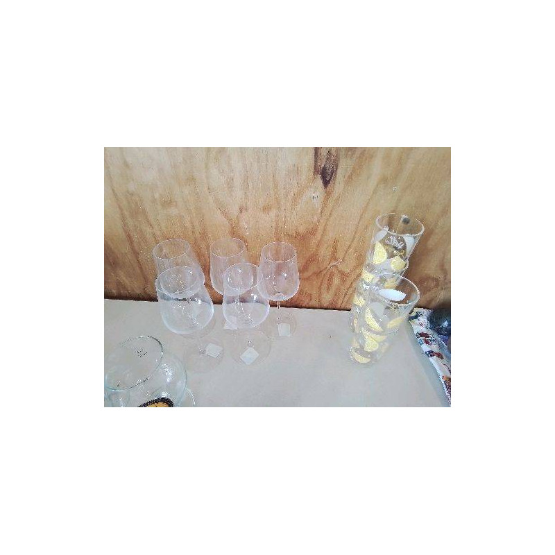 LOT DE 5 VERRES 
